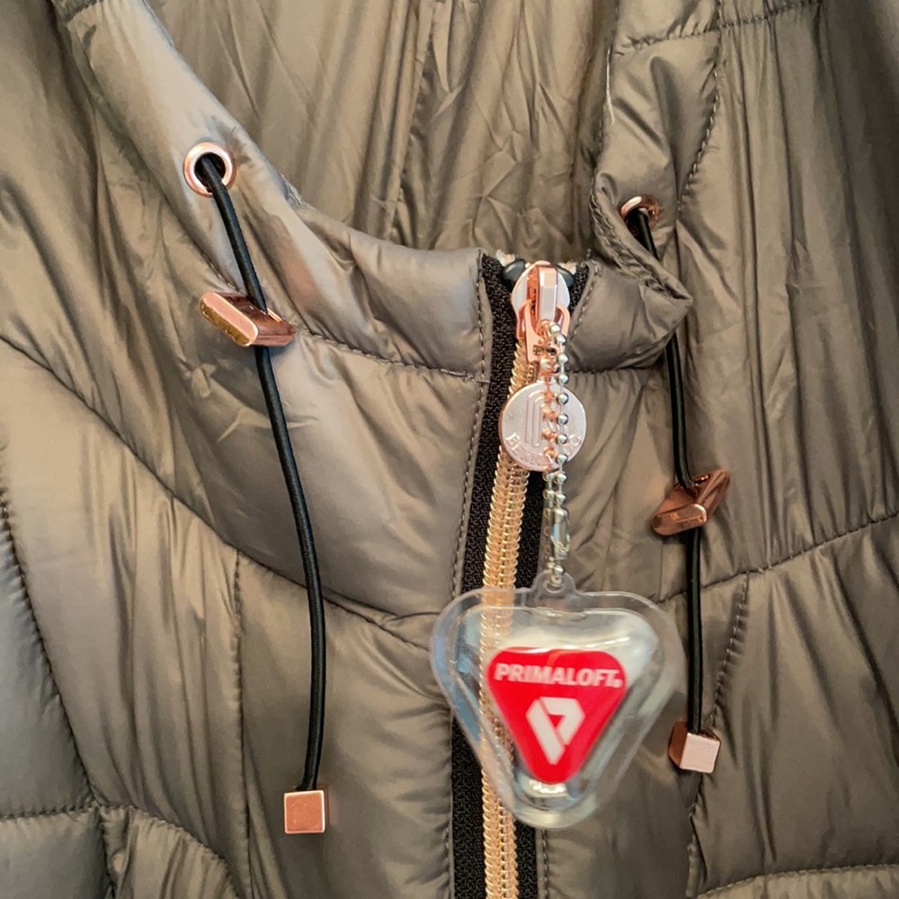 Bernardo Primaloft Packable Puffer Jacket - image 7